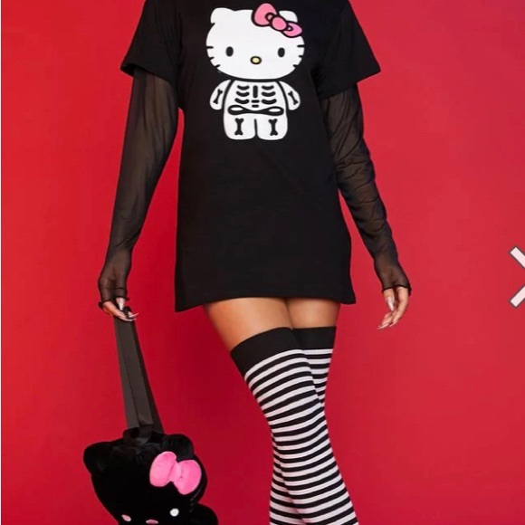 NWT RARE- Dolls Kill x Hello Kitty
Killed With Kindness Graphic Tee-S - Picture 2 of 3